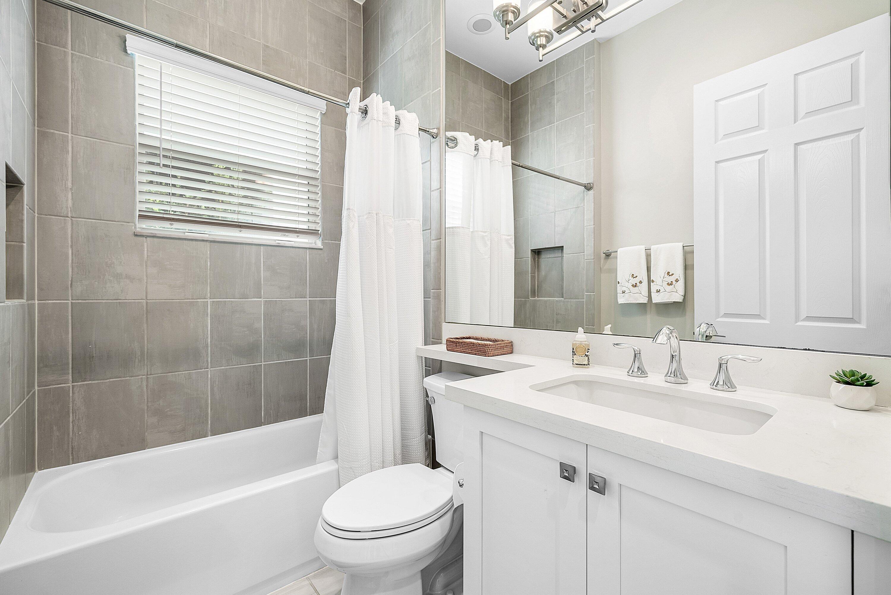 VALENCIA COVE AGR PUD SOUTH PL - Residential