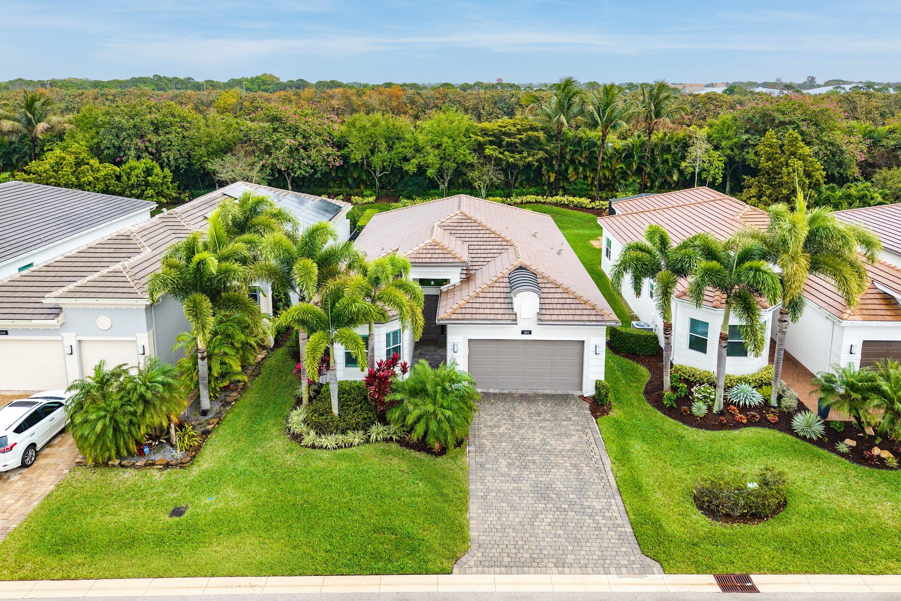 VALENCIA COVE AGR PUD SOUTH PL - Residential