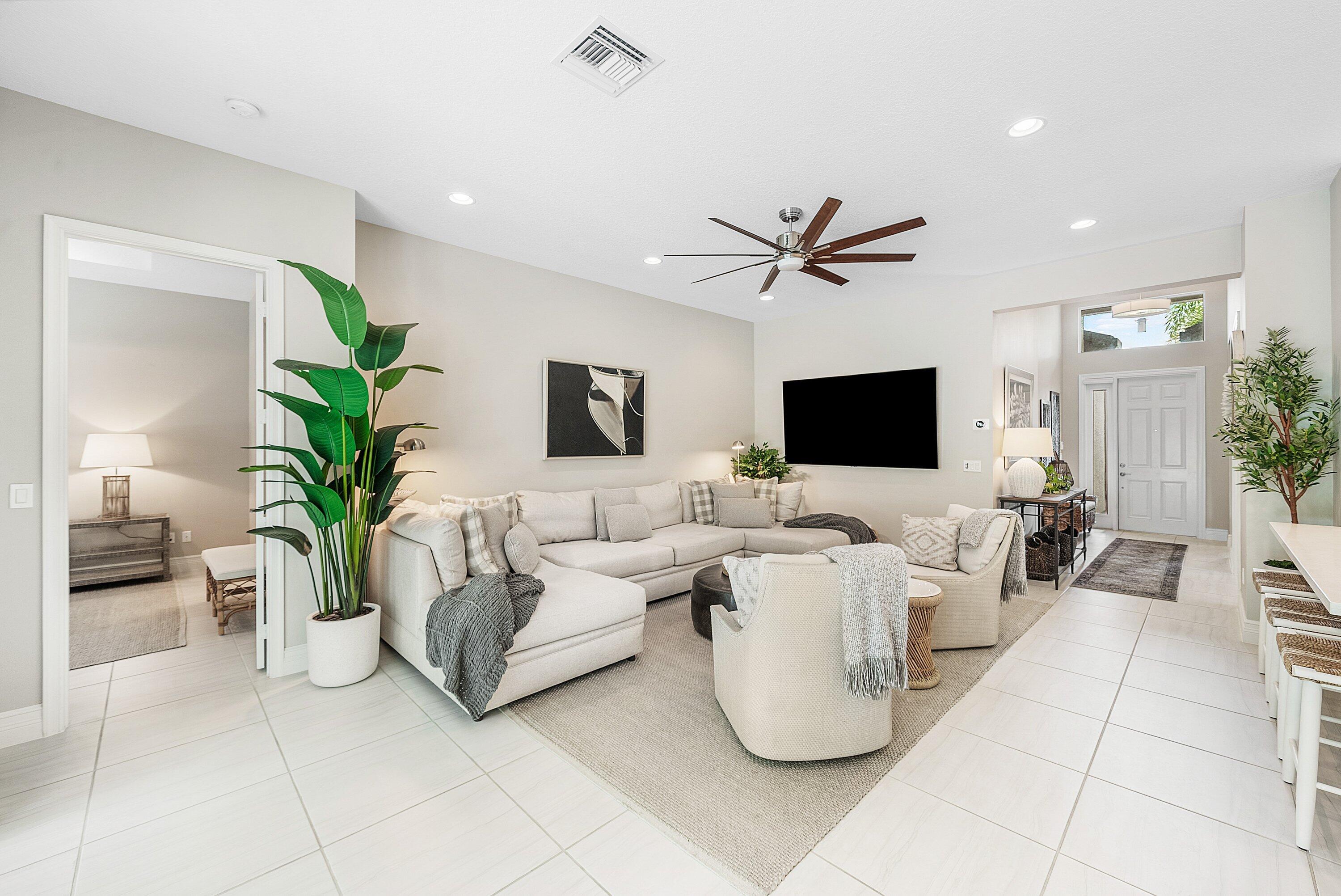 VALENCIA COVE AGR PUD SOUTH PL - Residential