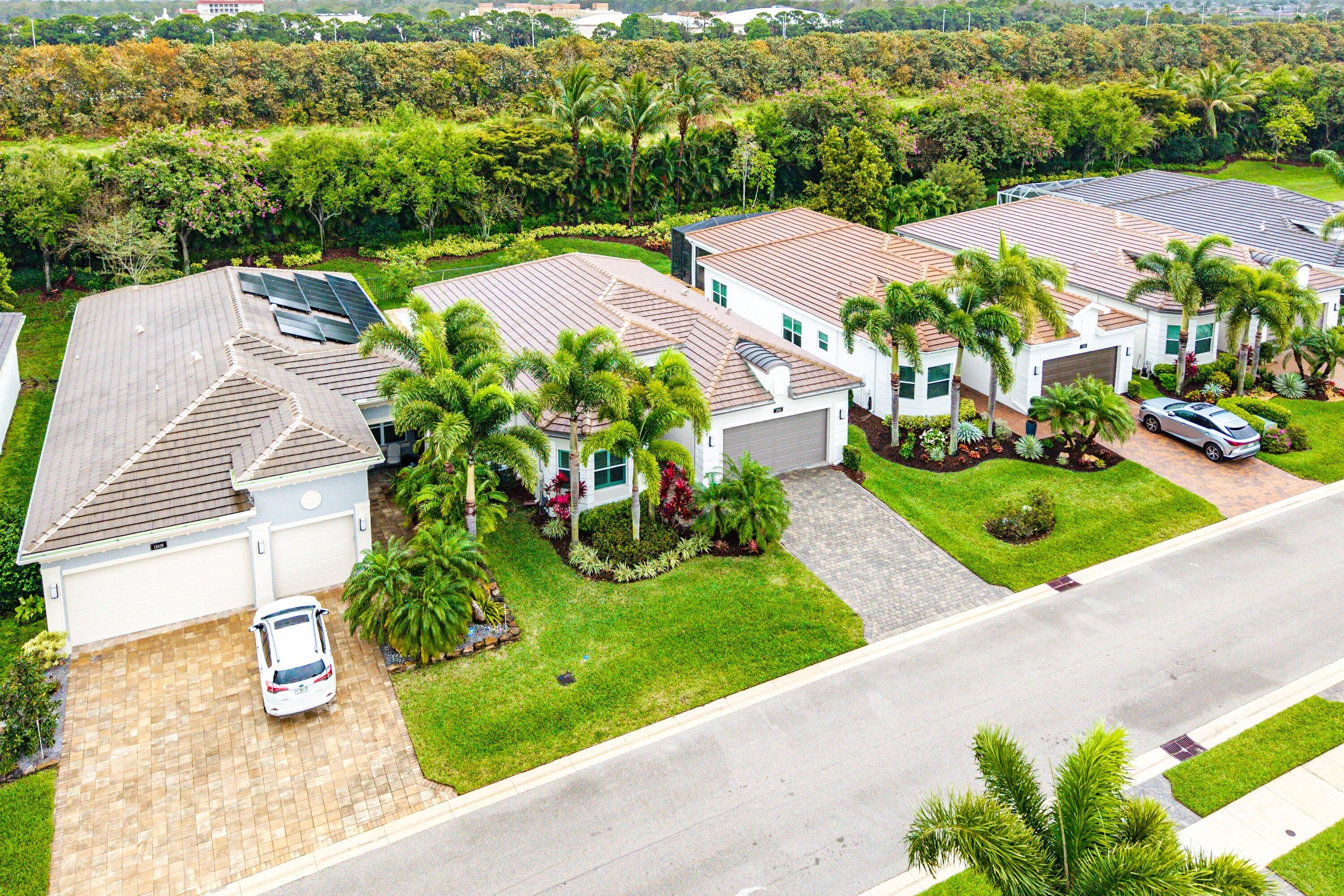 VALENCIA COVE AGR PUD SOUTH PL - Residential