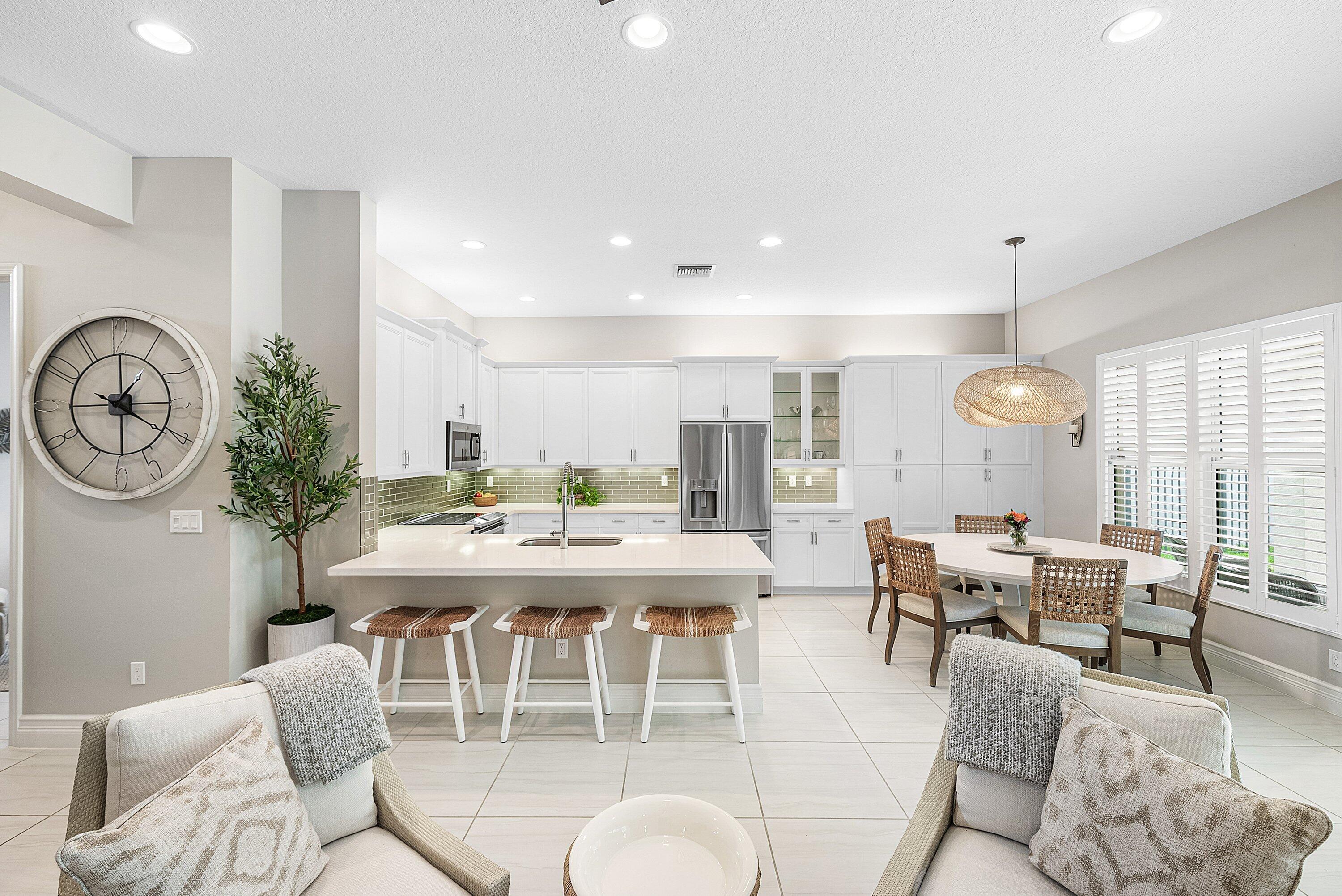 VALENCIA COVE AGR PUD SOUTH PL - Residential