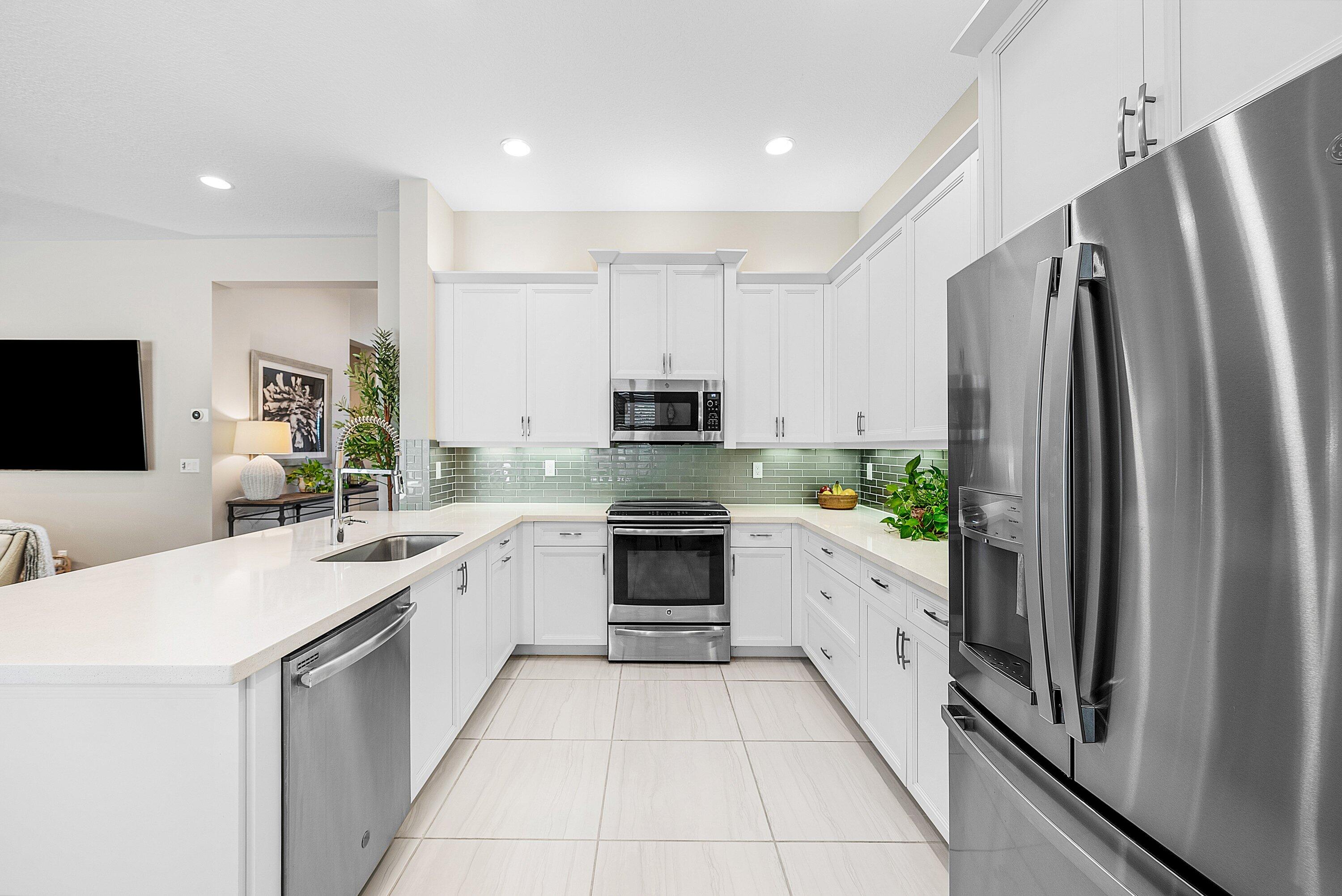 VALENCIA COVE AGR PUD SOUTH PL - Residential