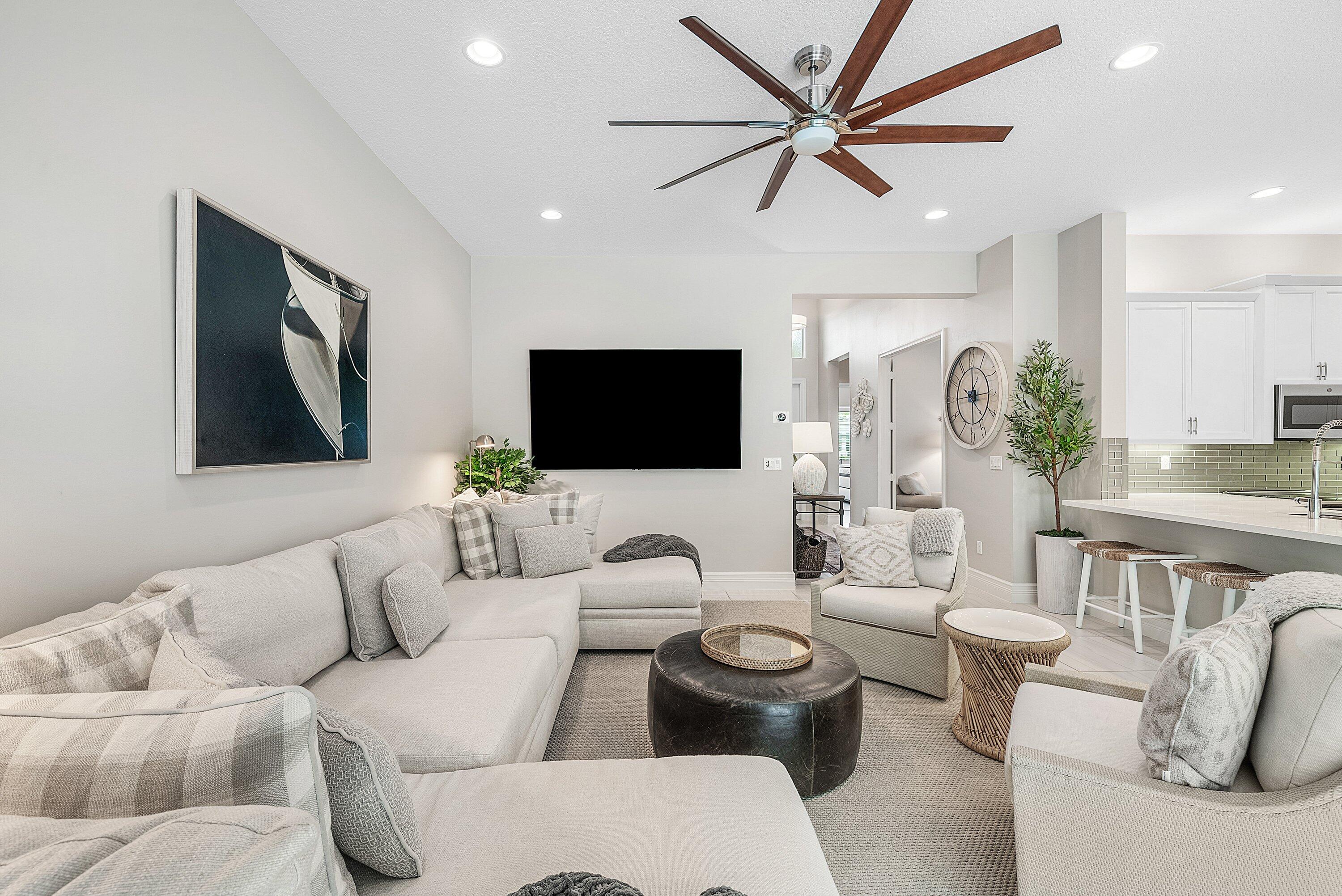 VALENCIA COVE AGR PUD SOUTH PL - Residential