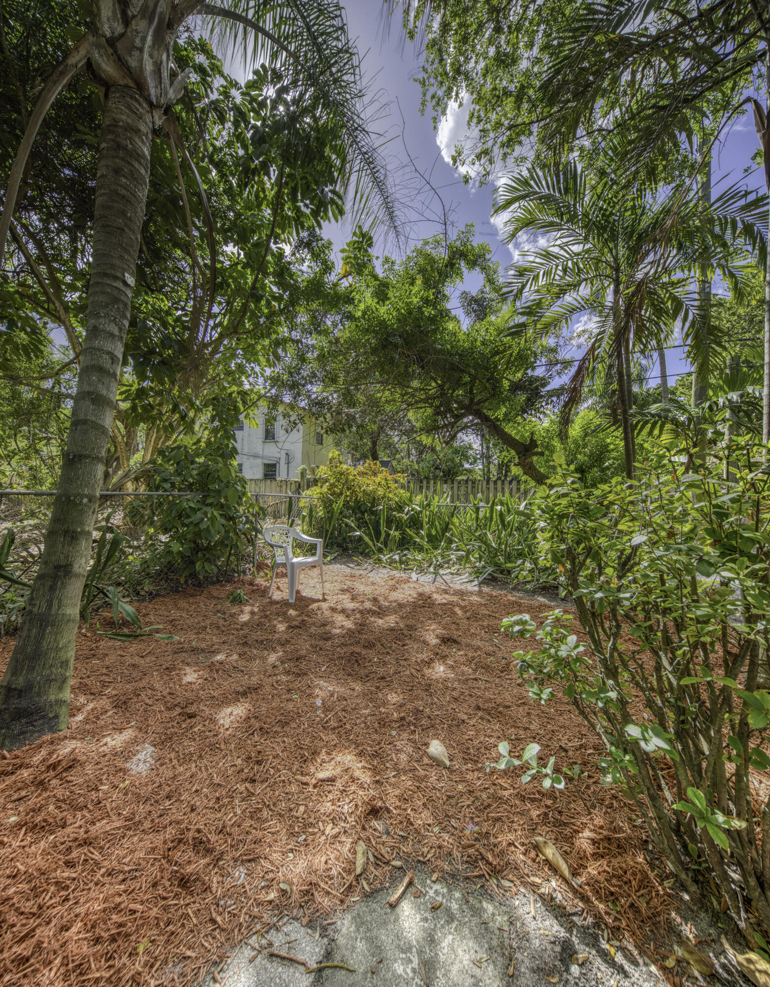 LAKE WORTH TOWN OF - Residential Lease