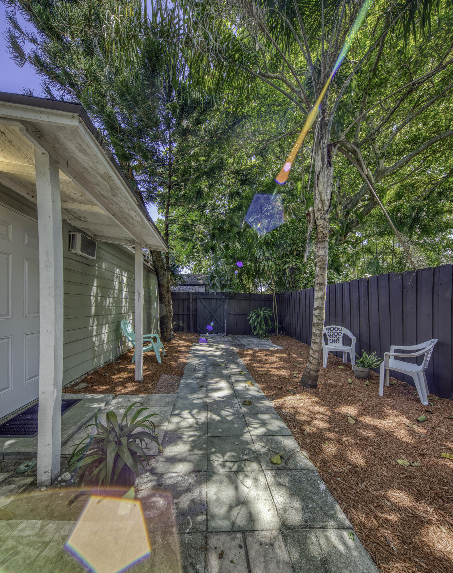 LAKE WORTH TOWN OF - Residential Lease