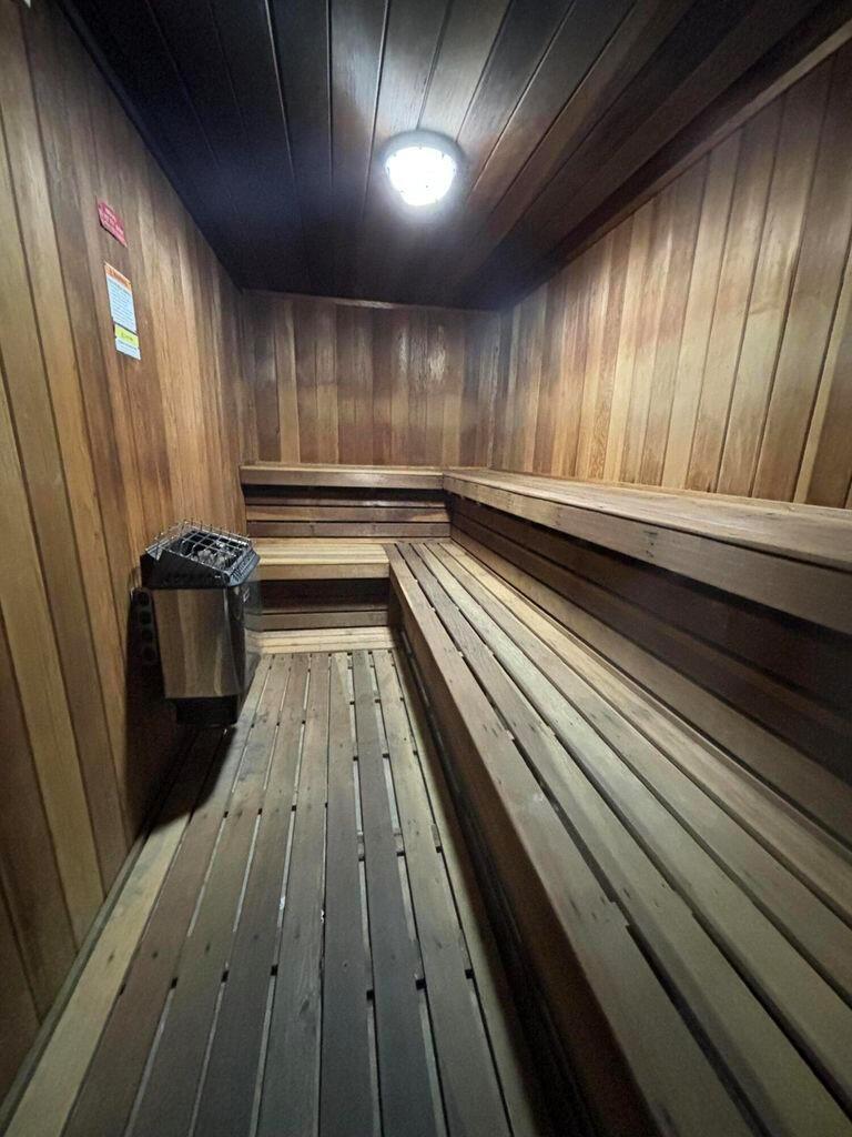 REGAL PALMS TRAFALGAR CON - Residential