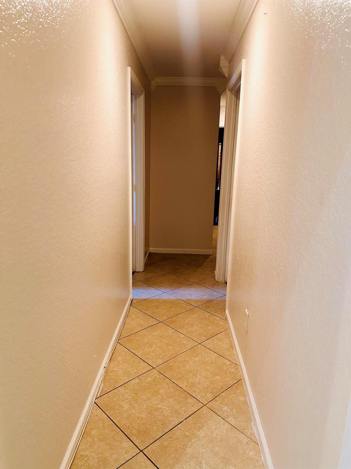 NAUTICA ISLES 3 - Residential Lease