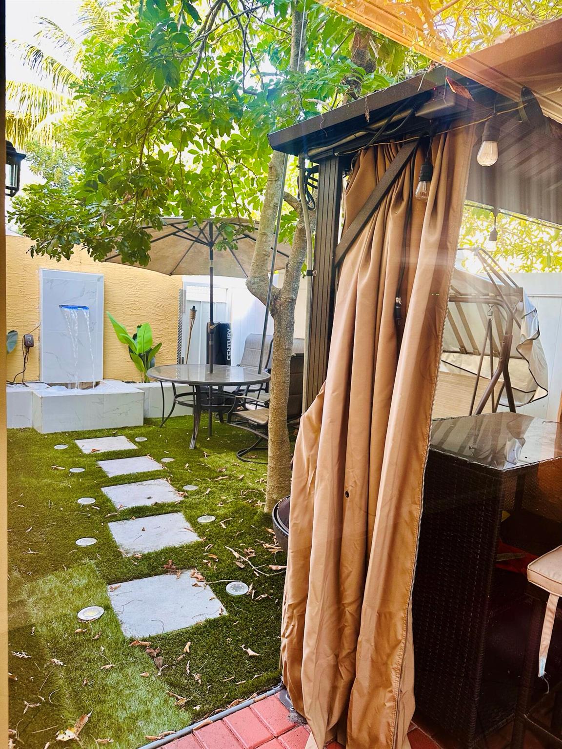 NAUTICA ISLES 3 - Residential Lease