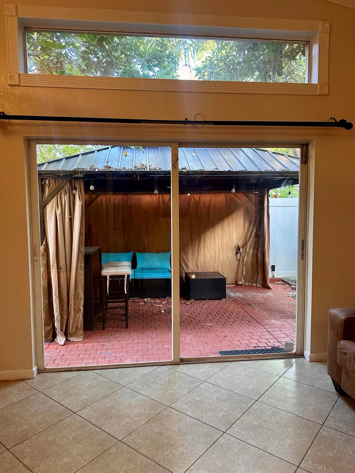 NAUTICA ISLES 3 - Residential Lease