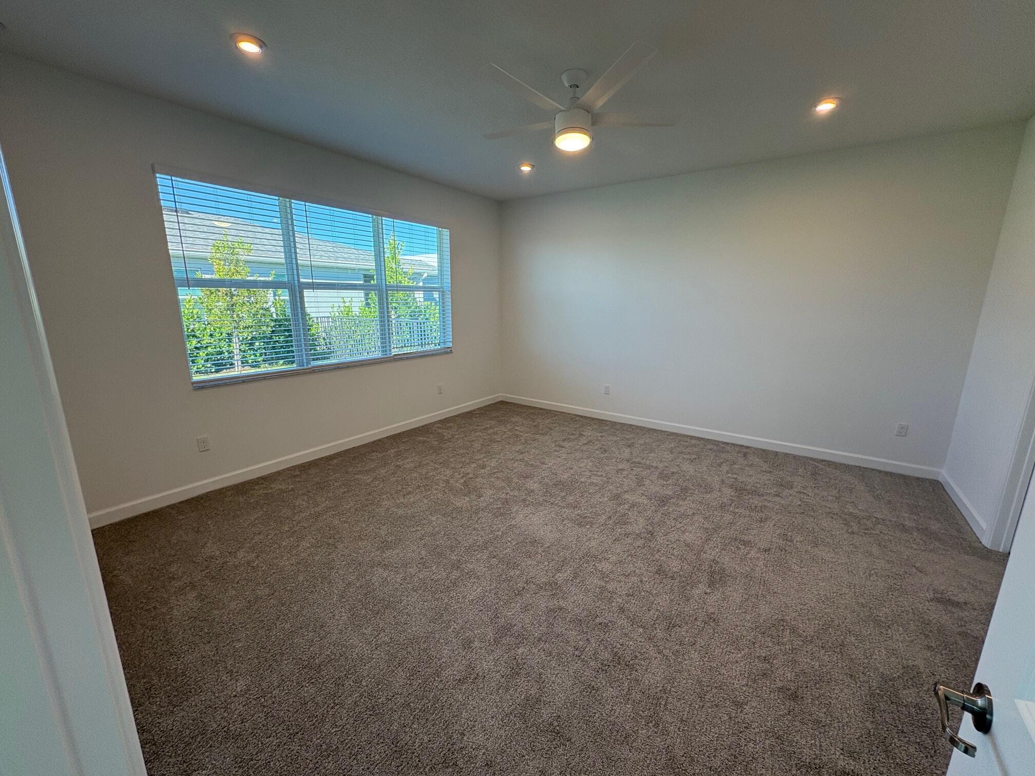 SOUTHERN GROVE PARCEL 28 REPLAT - Residential Lease