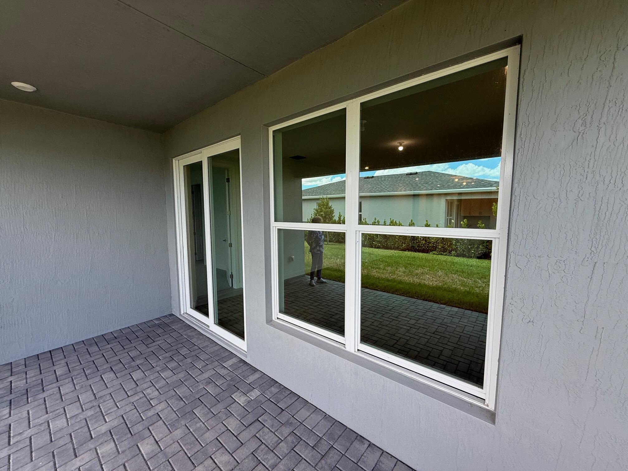 SOUTHERN GROVE PARCEL 28 REPLAT - Residential Lease