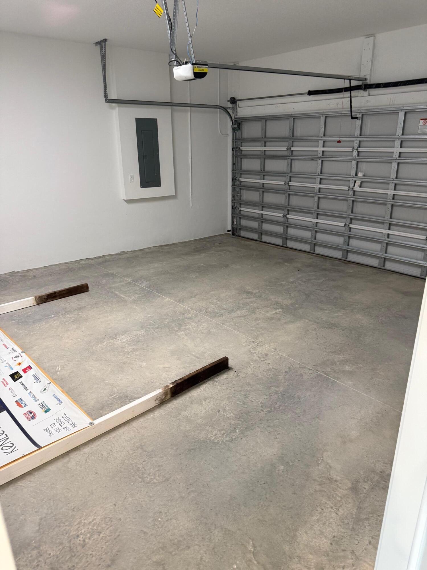 SOUTHERN GROVE PARCEL 28 REPLAT - Residential Lease