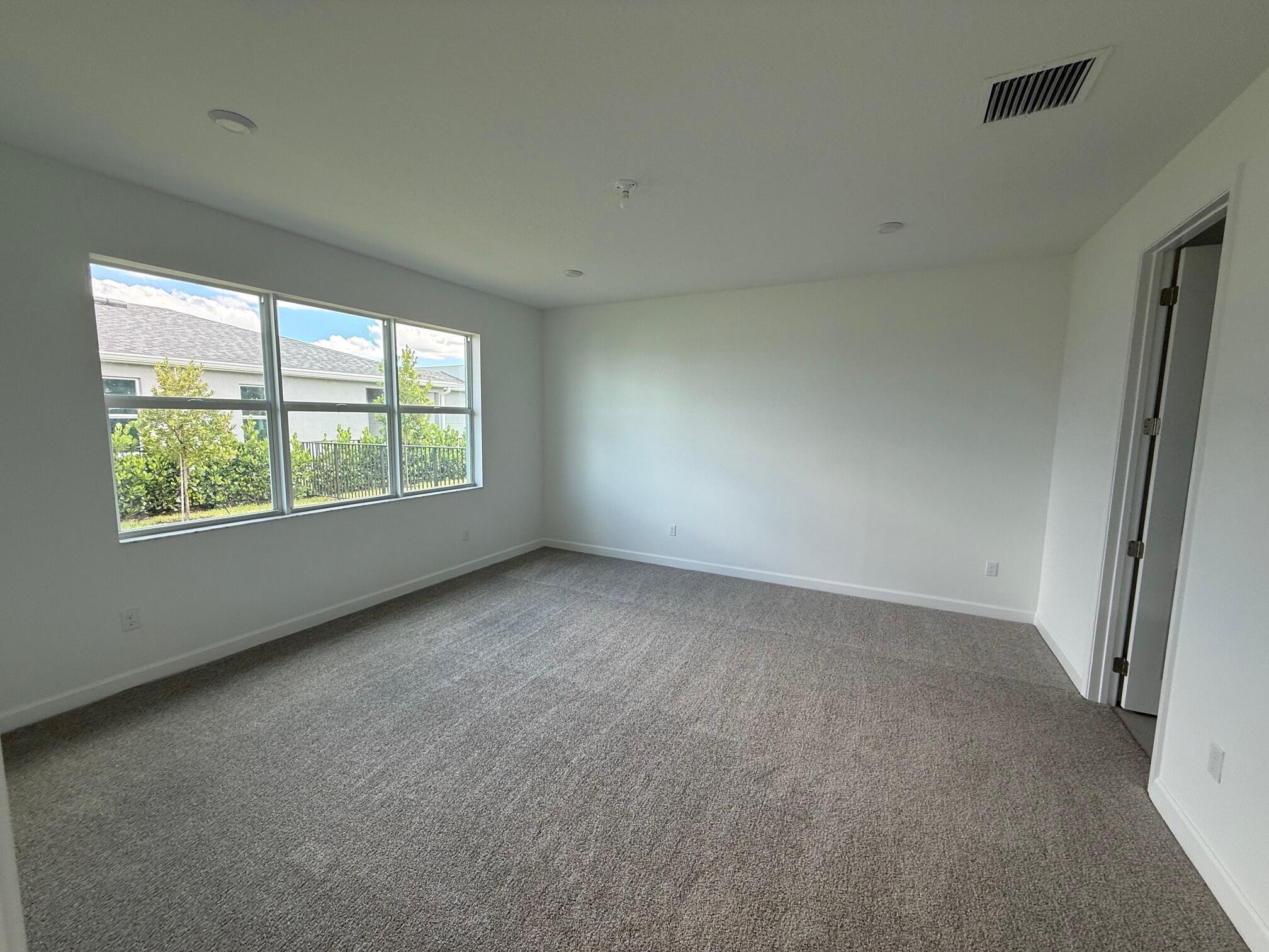 SOUTHERN GROVE PARCEL 28 REPLAT - Residential Lease