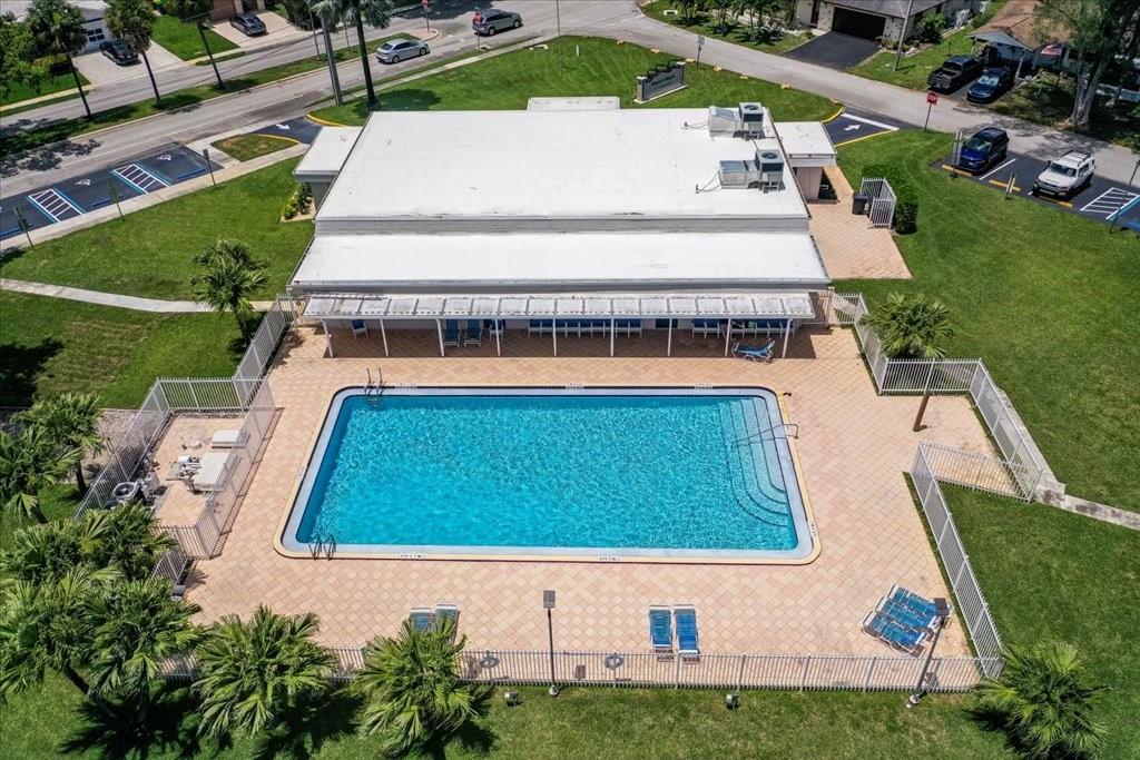 MAINLANDS OF TAMARAC LAKE - Residential