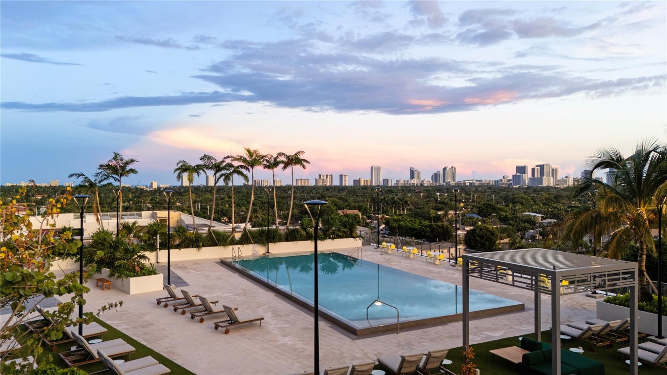 1770 S Young Circle 516