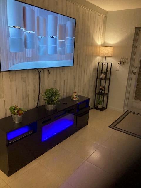 Photo of 417 WINDSOR R, West Palm Beach, FL 33417 (MLS # B26058342)