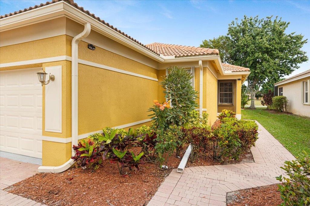 Photo of 637 NW Stanford Lane, Port Saint Lucie, FL 34983 (MLS # R10972976)