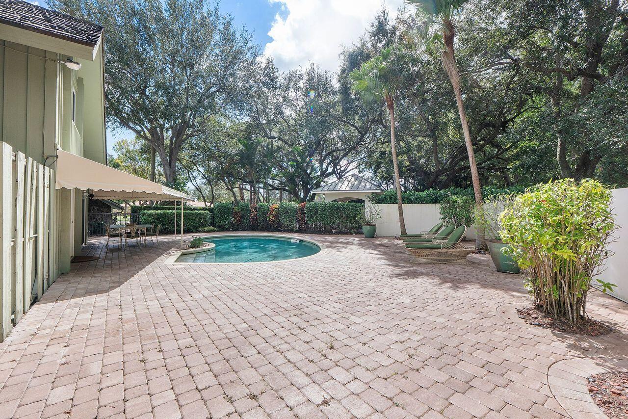 ESTANCIA - Residential