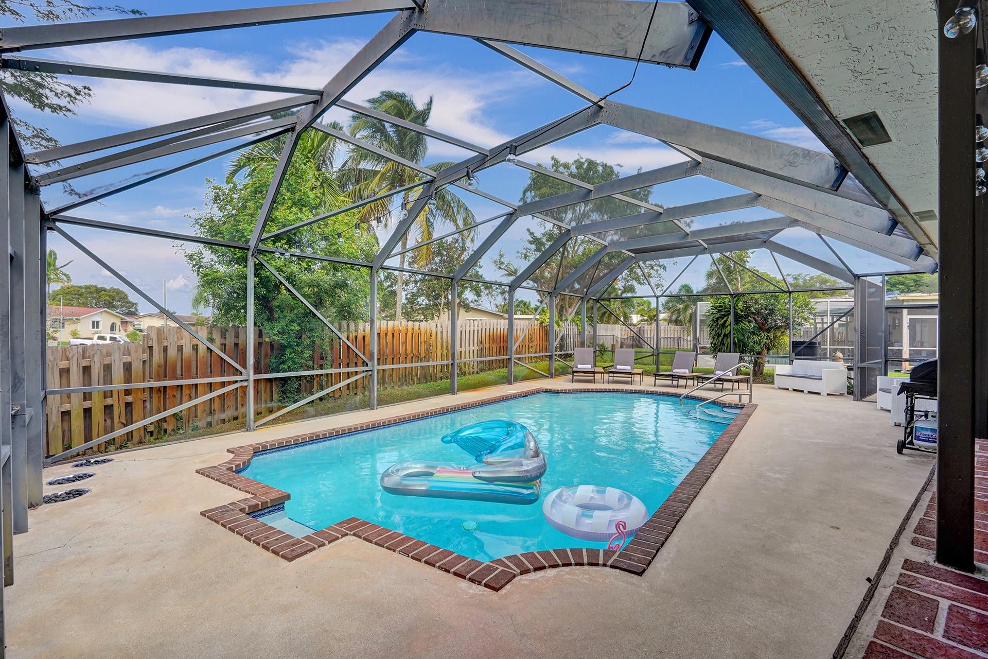 Coconut Creek 9th Sec 69- - Residential