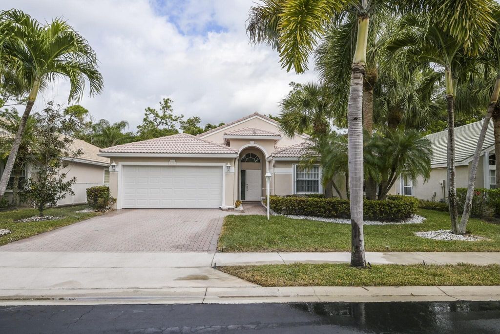Photo of 172 Jones Creek Drive, Jupiter, FL 33458 (MLS # R10886413)