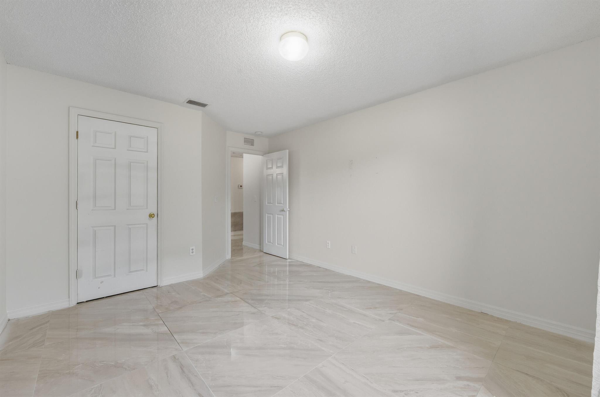 LAKEWOOD PARK UNIT 6 - Residential