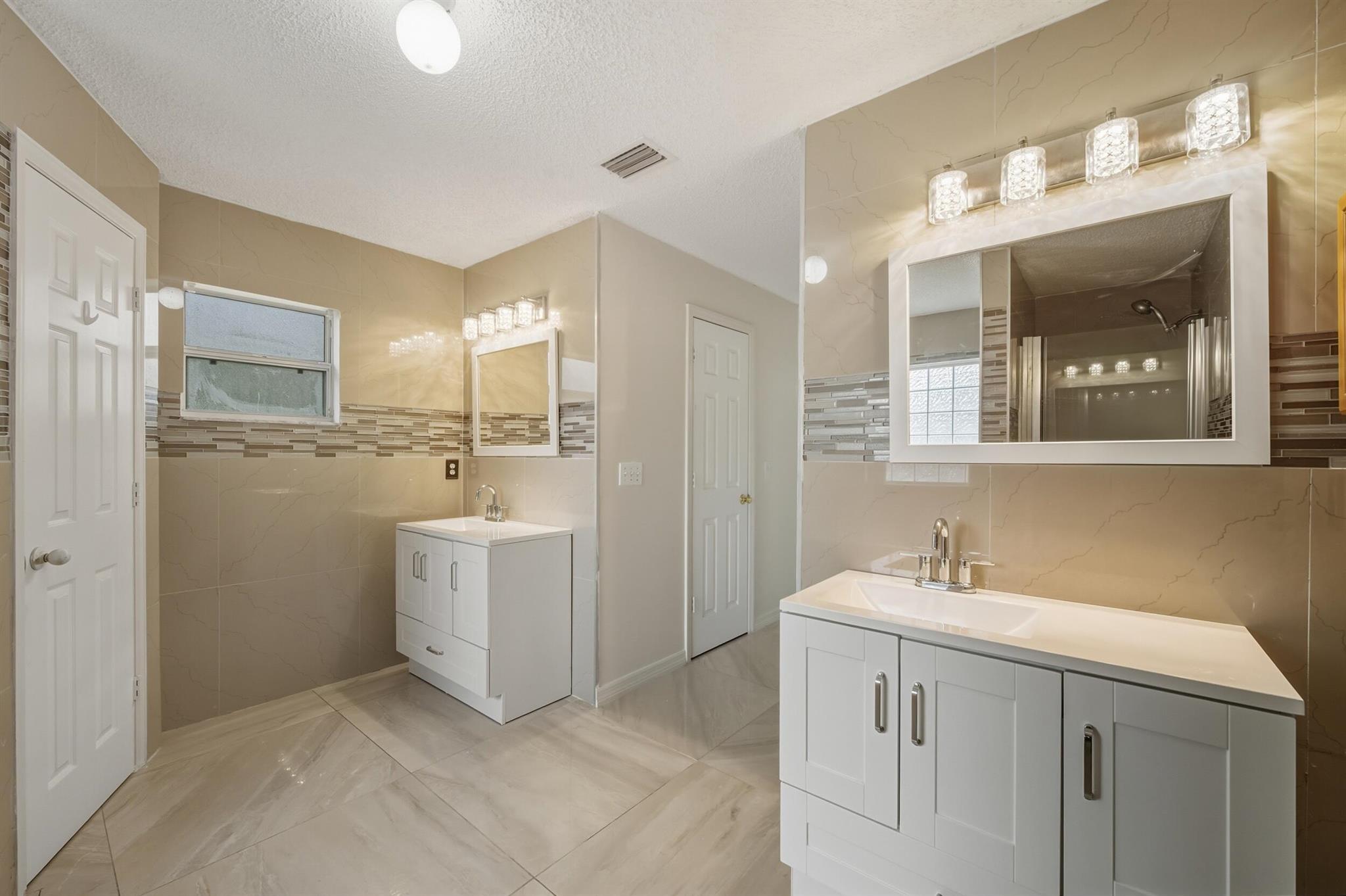 LAKEWOOD PARK UNIT 6 - Residential