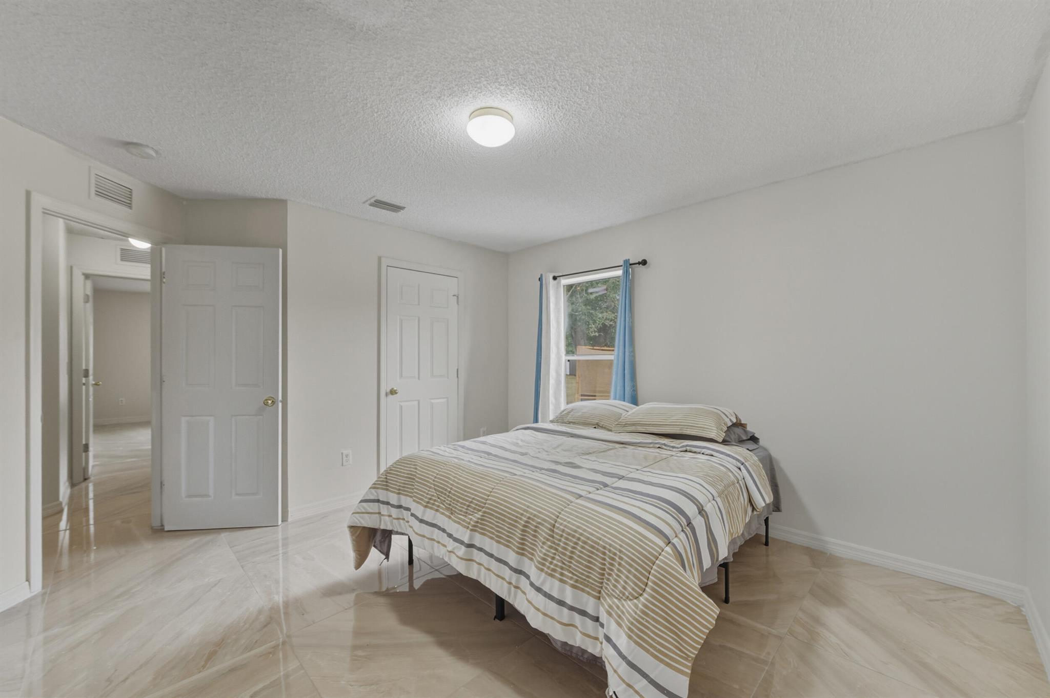 LAKEWOOD PARK UNIT 6 - Residential