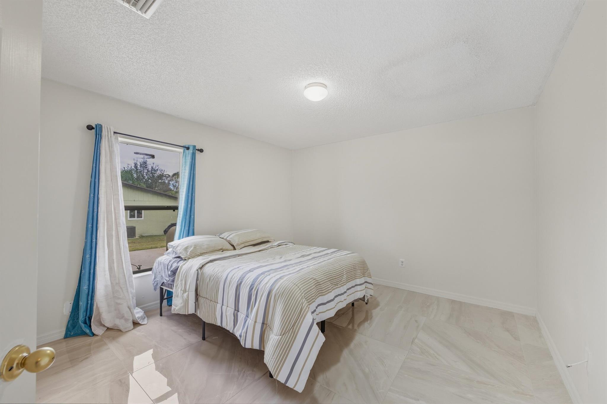 LAKEWOOD PARK UNIT 6 - Residential