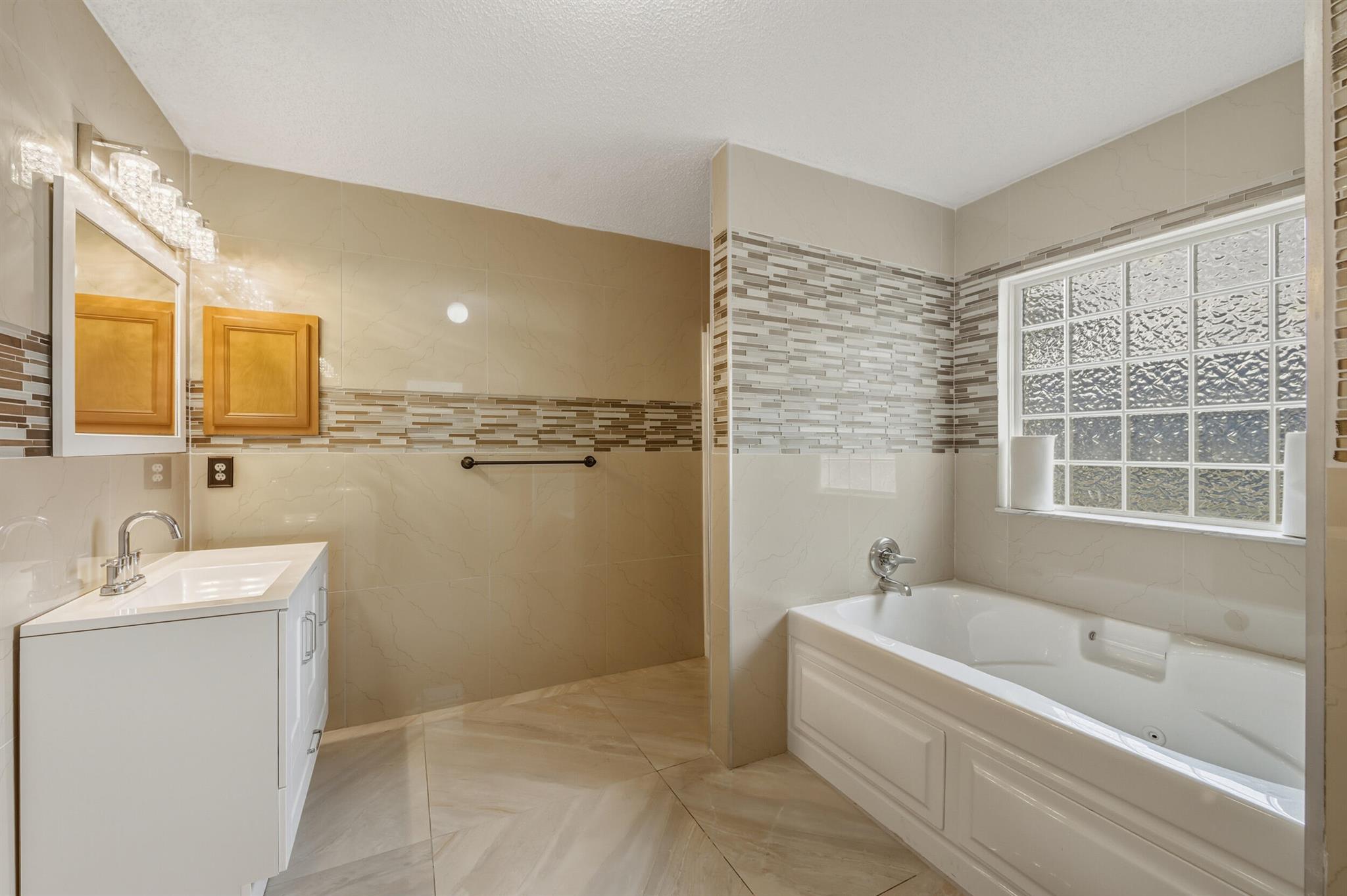 LAKEWOOD PARK UNIT 6 - Residential