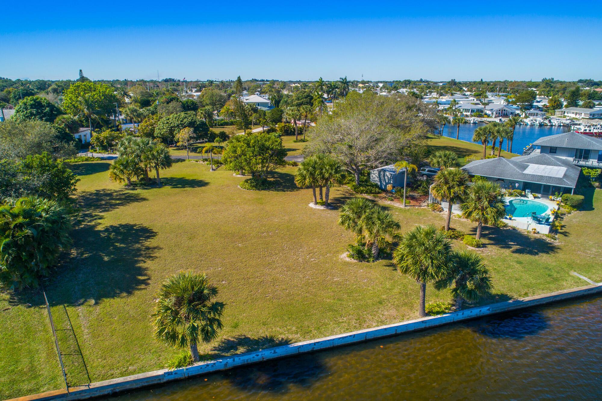 MANATEE POCKET - Land
