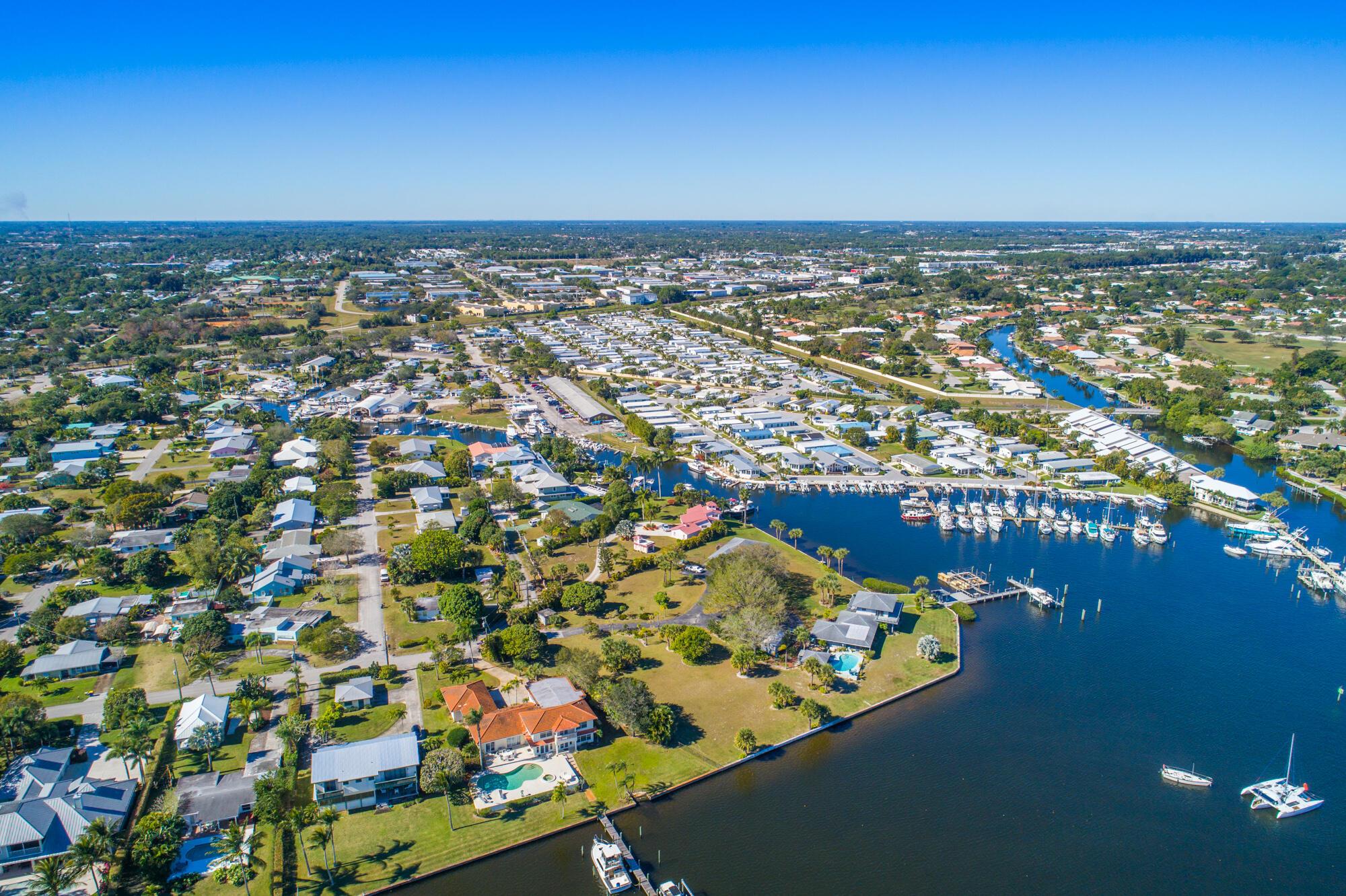 MANATEE POCKET - Land