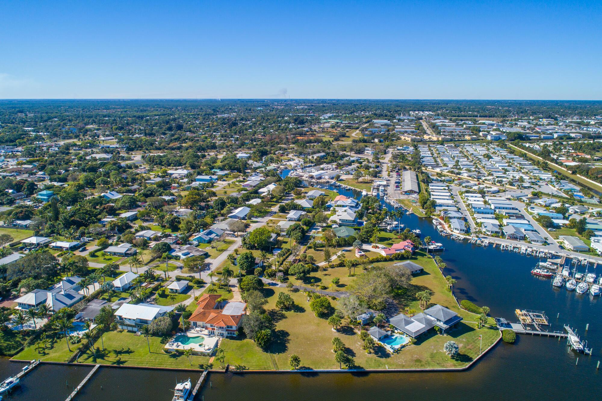 MANATEE POCKET - Land