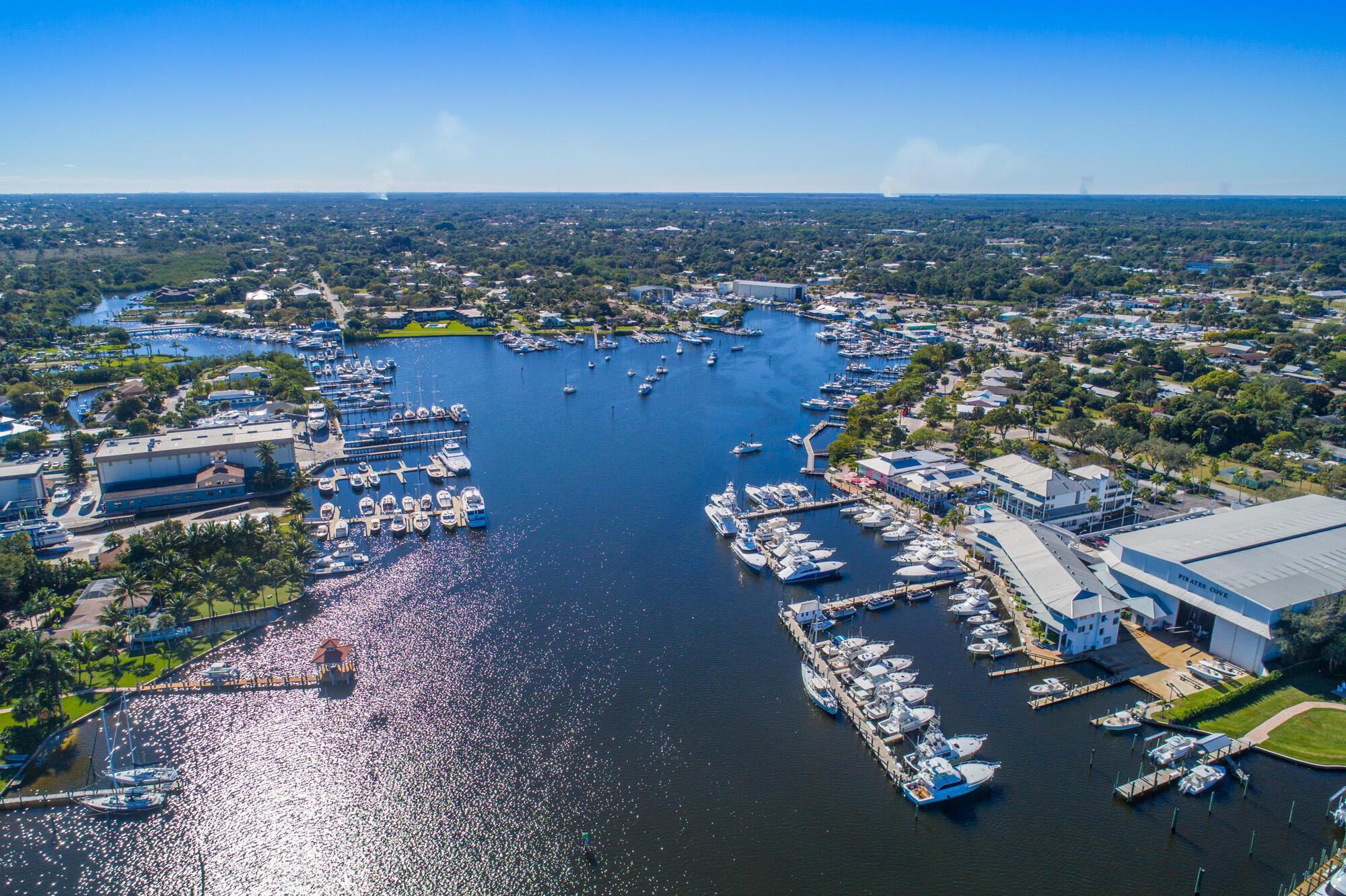 MANATEE POCKET - Land