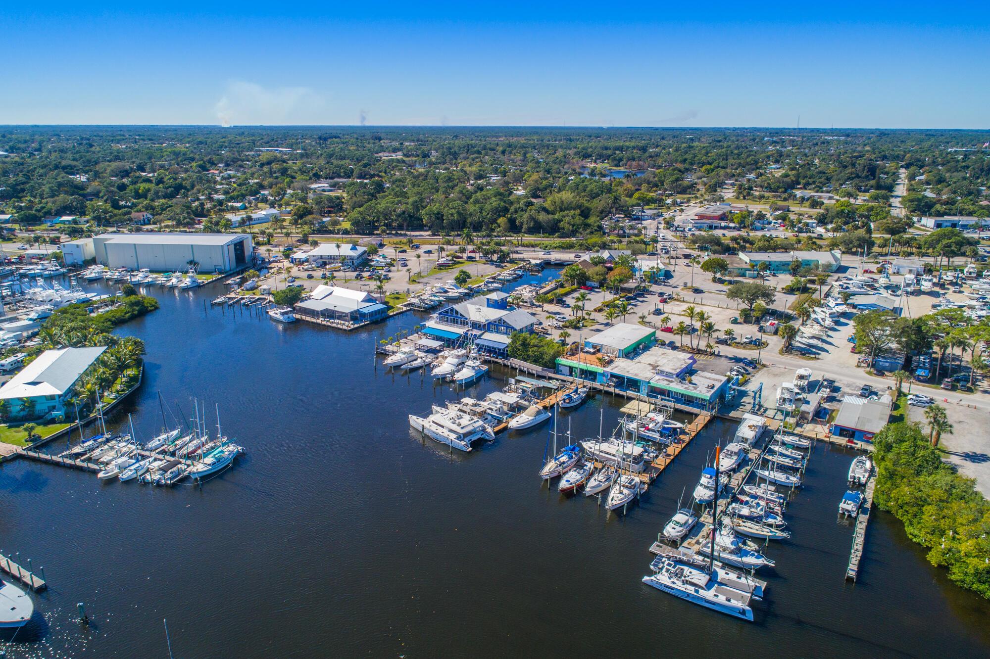 MANATEE POCKET - Land