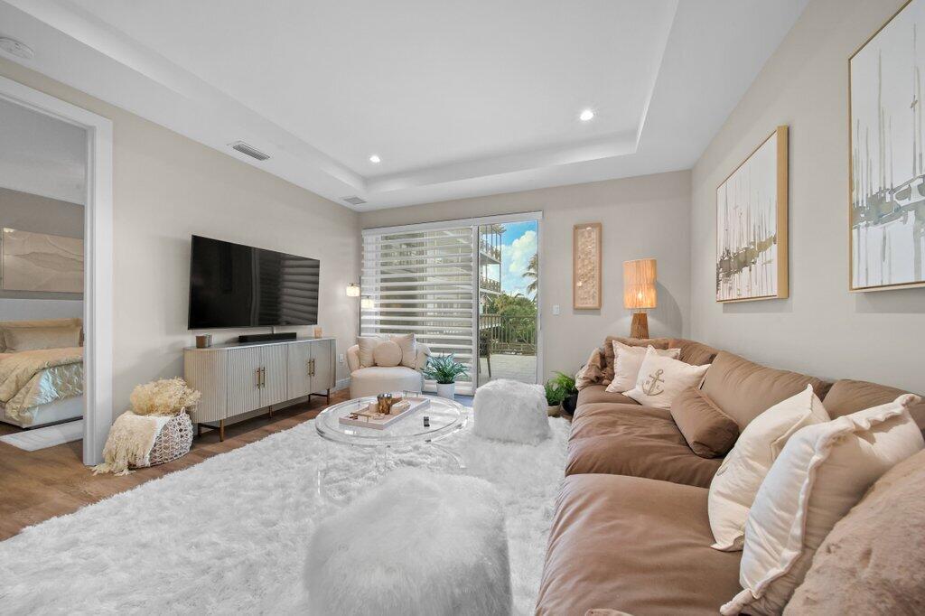 SAILFISH COVE CONDOMINIUM - Residential