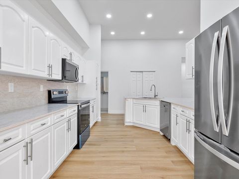 A home in Miramar