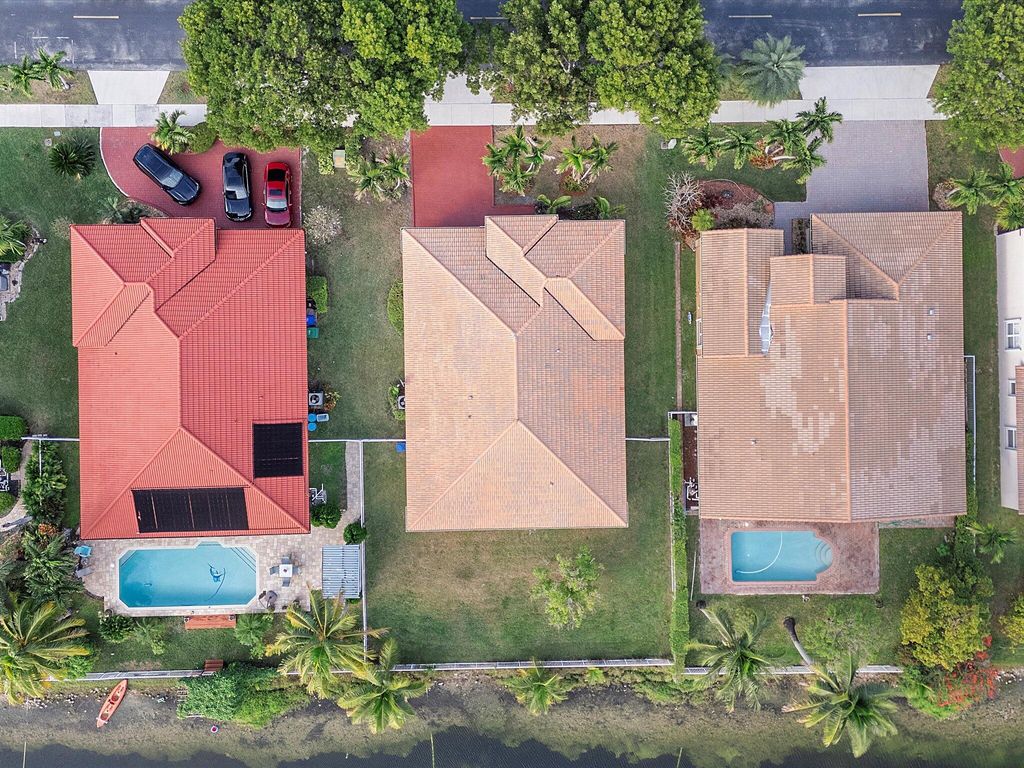 listing image 80