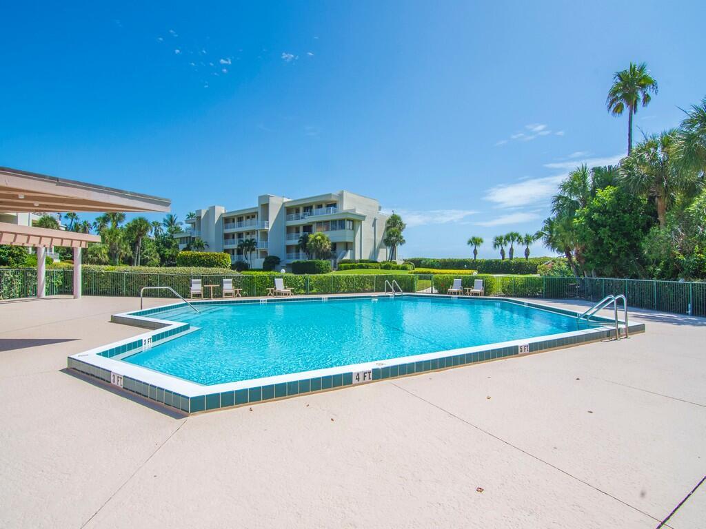 LA MER CONDO PHASE I - Residential