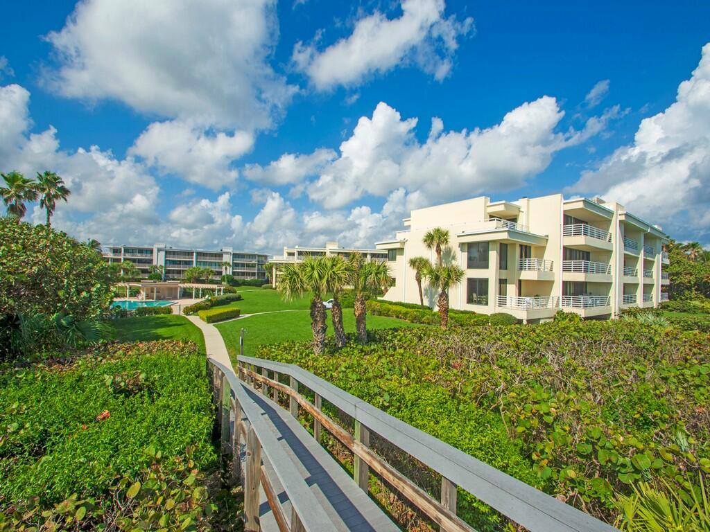 LA MER CONDO PHASE I - Residential