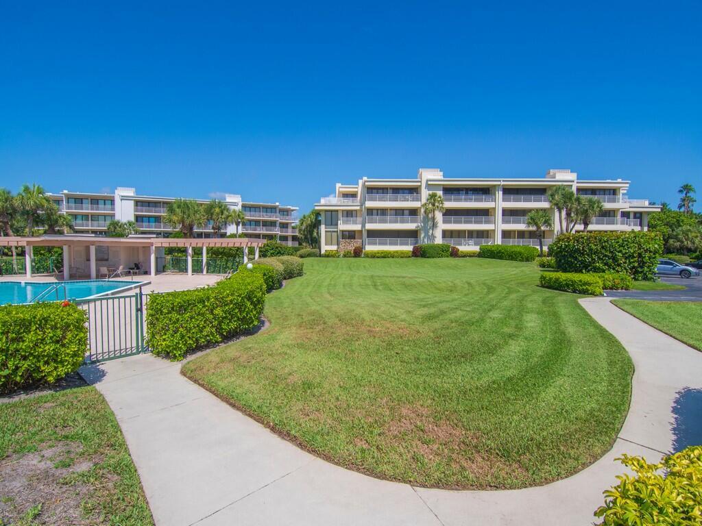 LA MER CONDO PHASE I - Residential