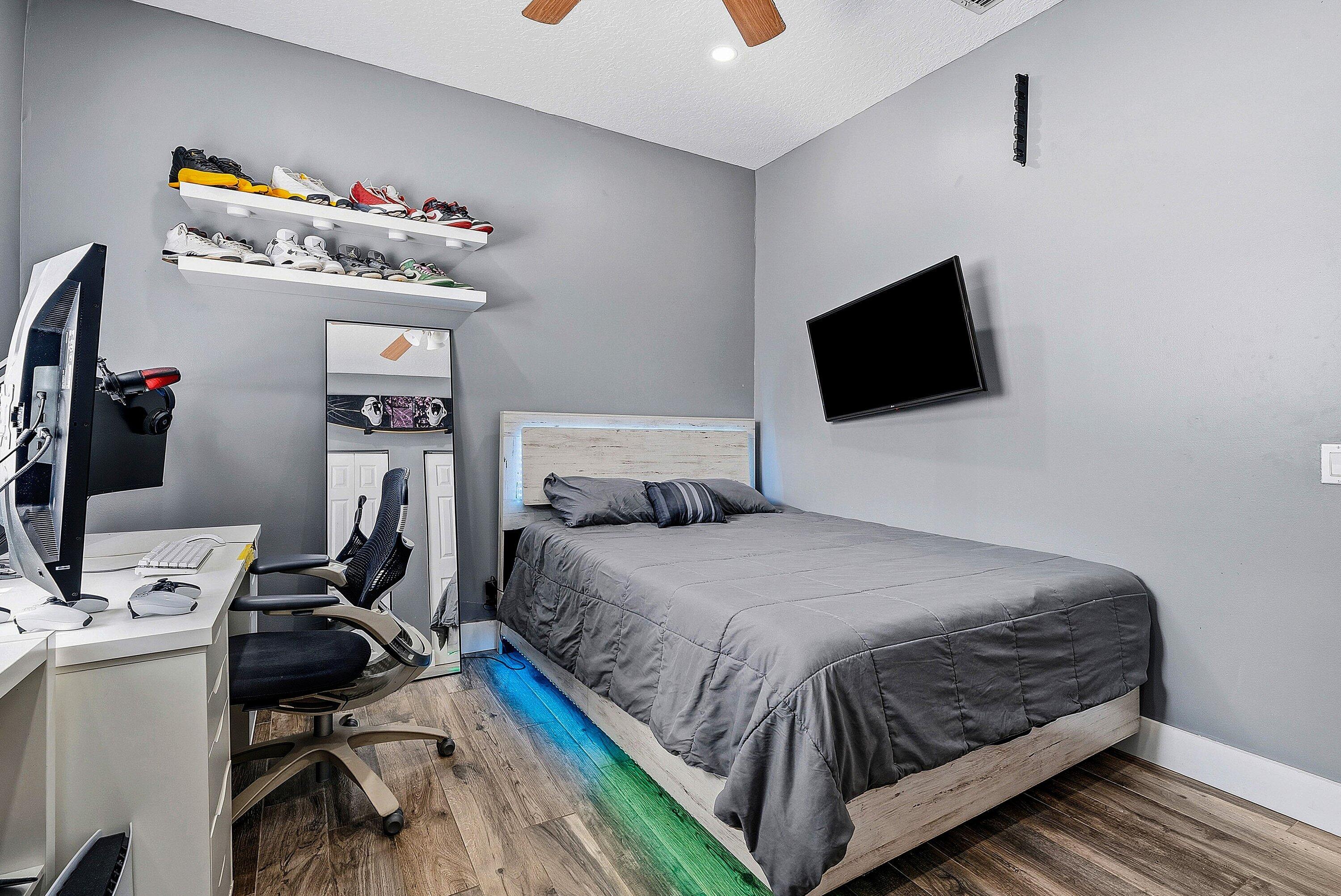 Carriage Pointe Estates - Residential