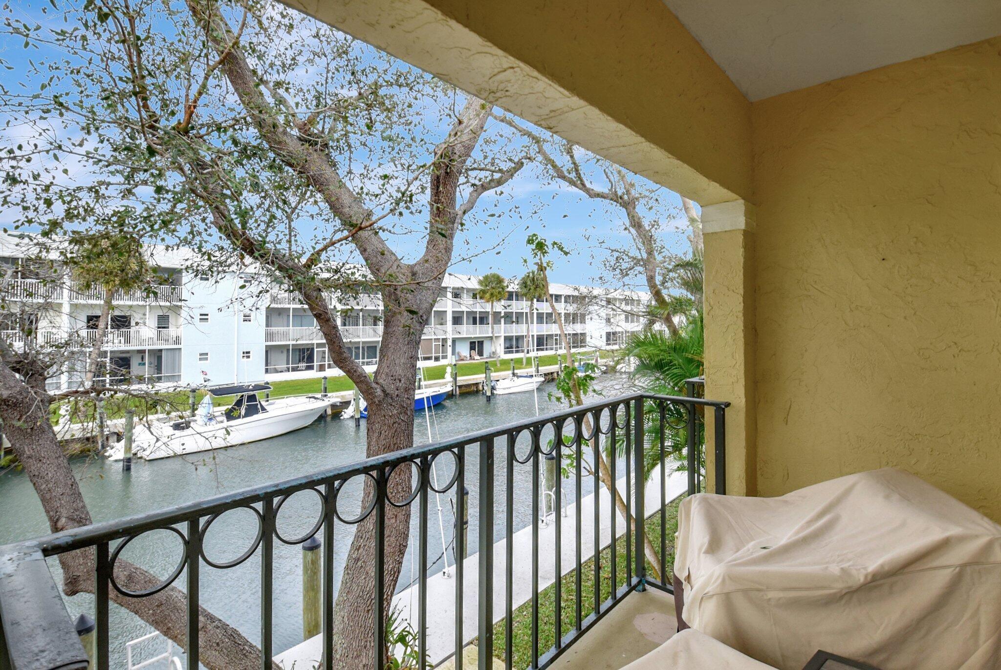 1125 Lake Shore Drive 203