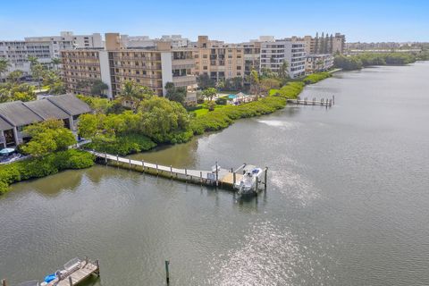 A home in South Palm Beach