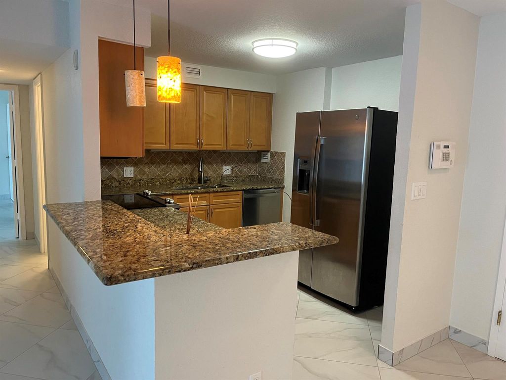 Photo of 1000 Spanish River Road #1f, Boca Raton, FL 33432 (MLS # R11086222)