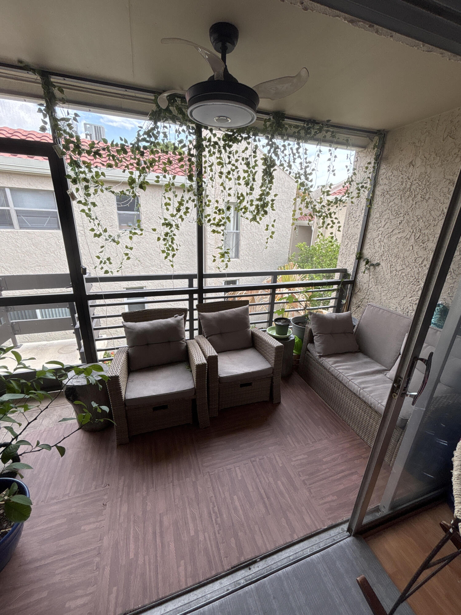 EMBARCADERO CONDO - Residential Lease