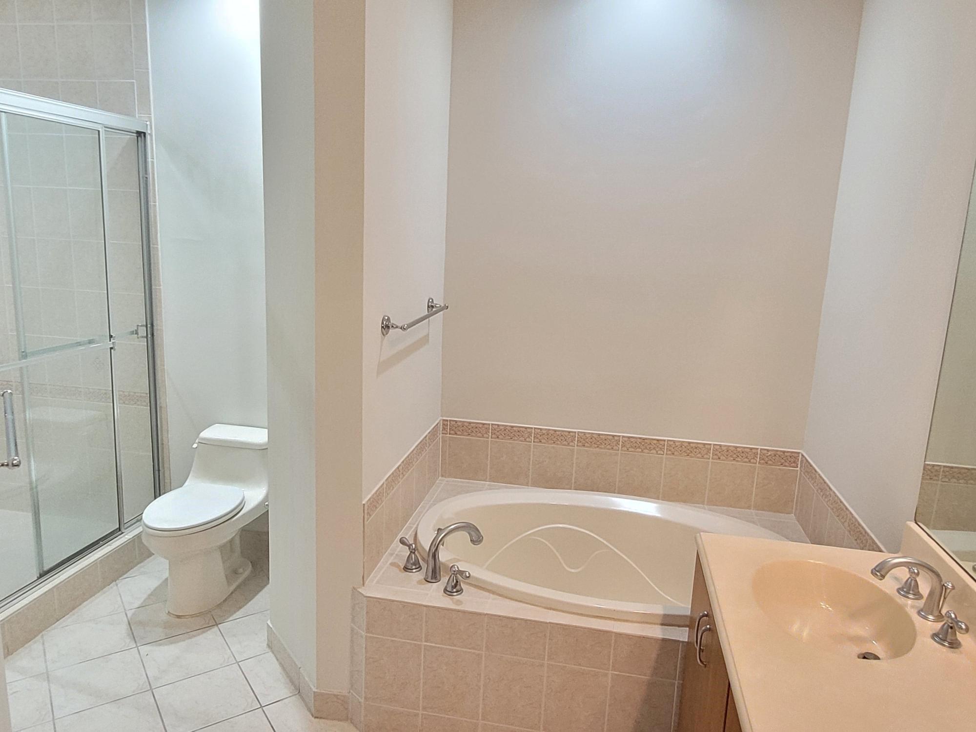 Villa Flora Condo - Residential Lease