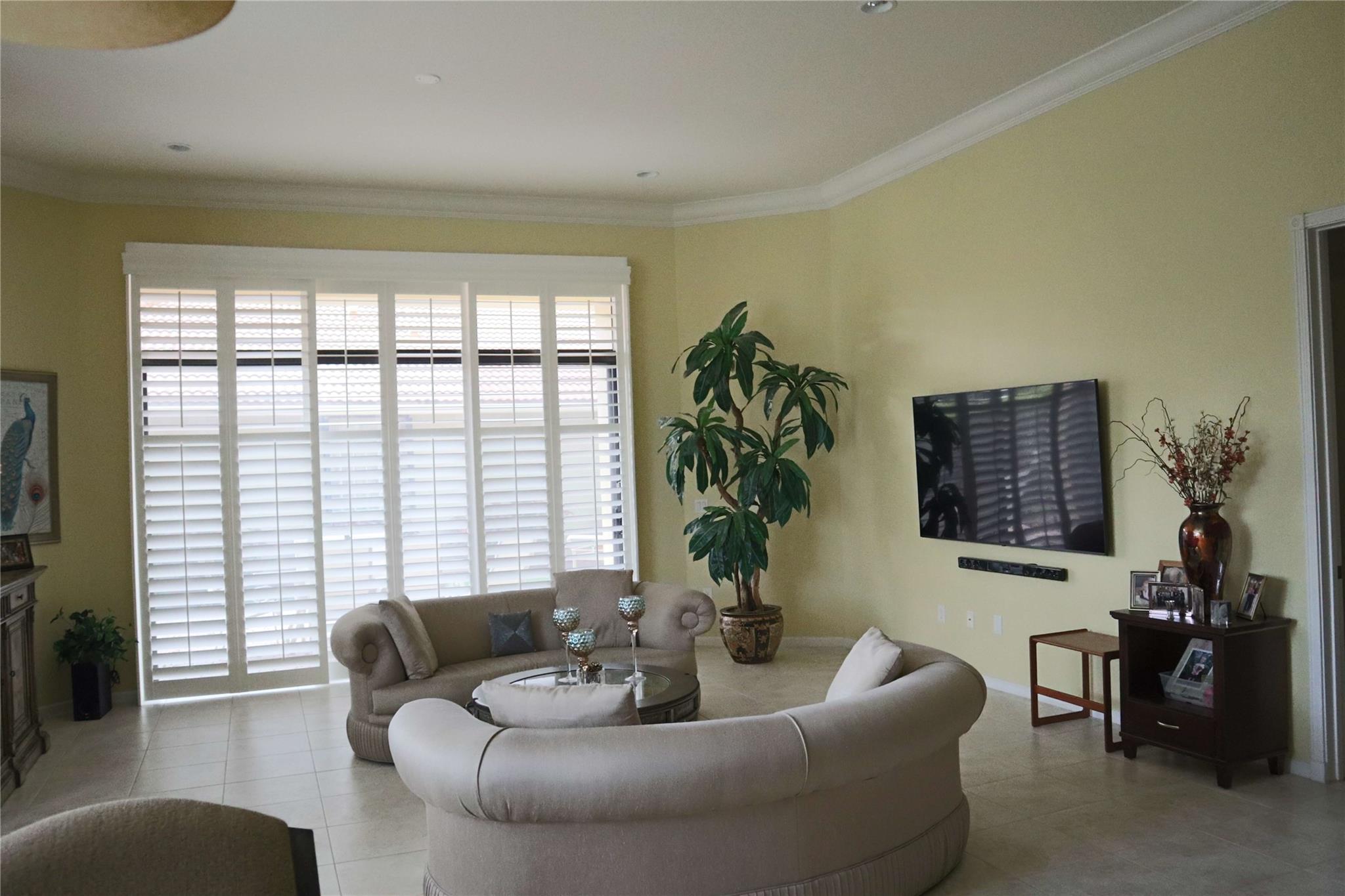 Tivoli Lakes - Residential Lease