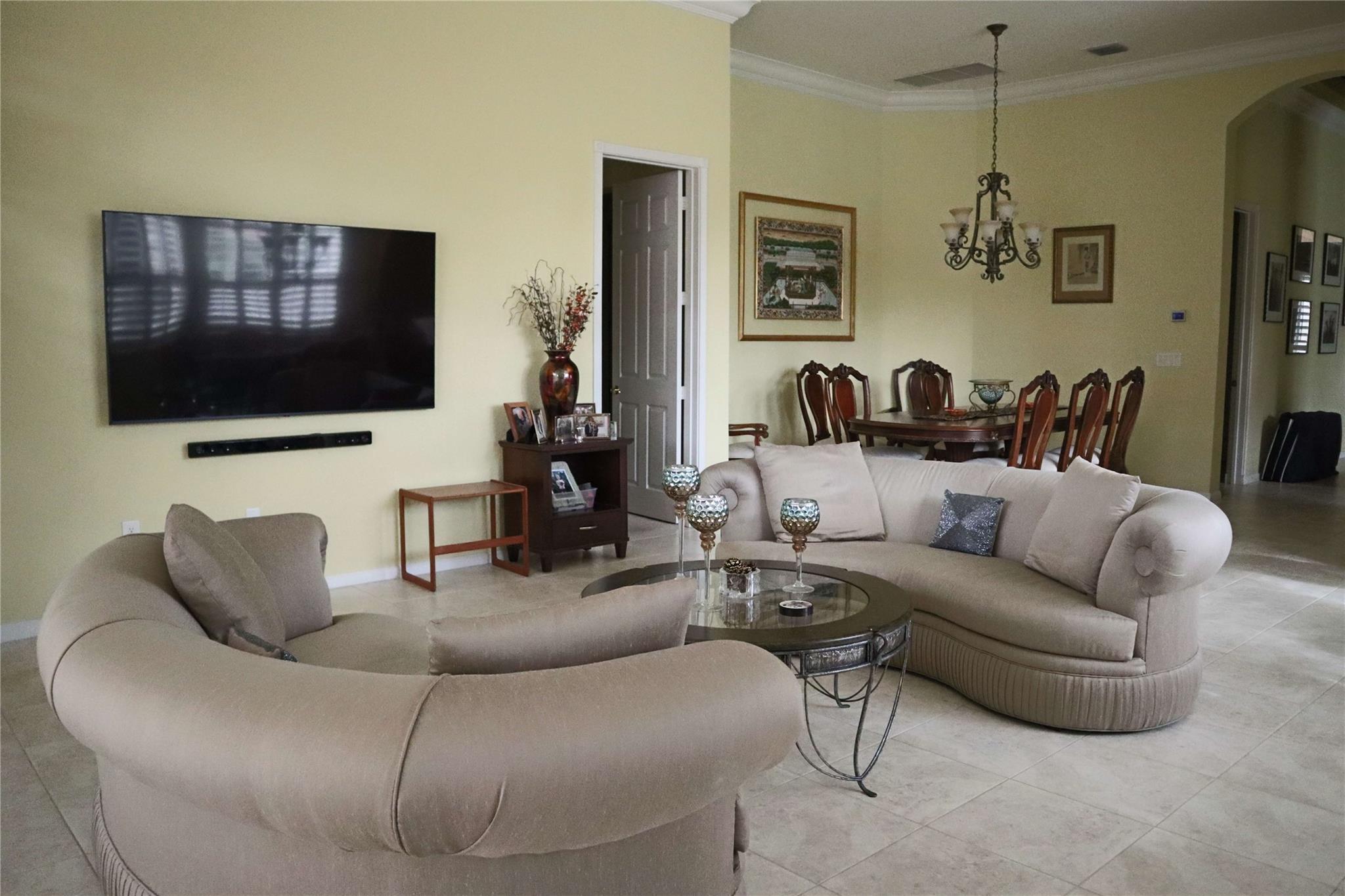 Tivoli Lakes - Residential Lease