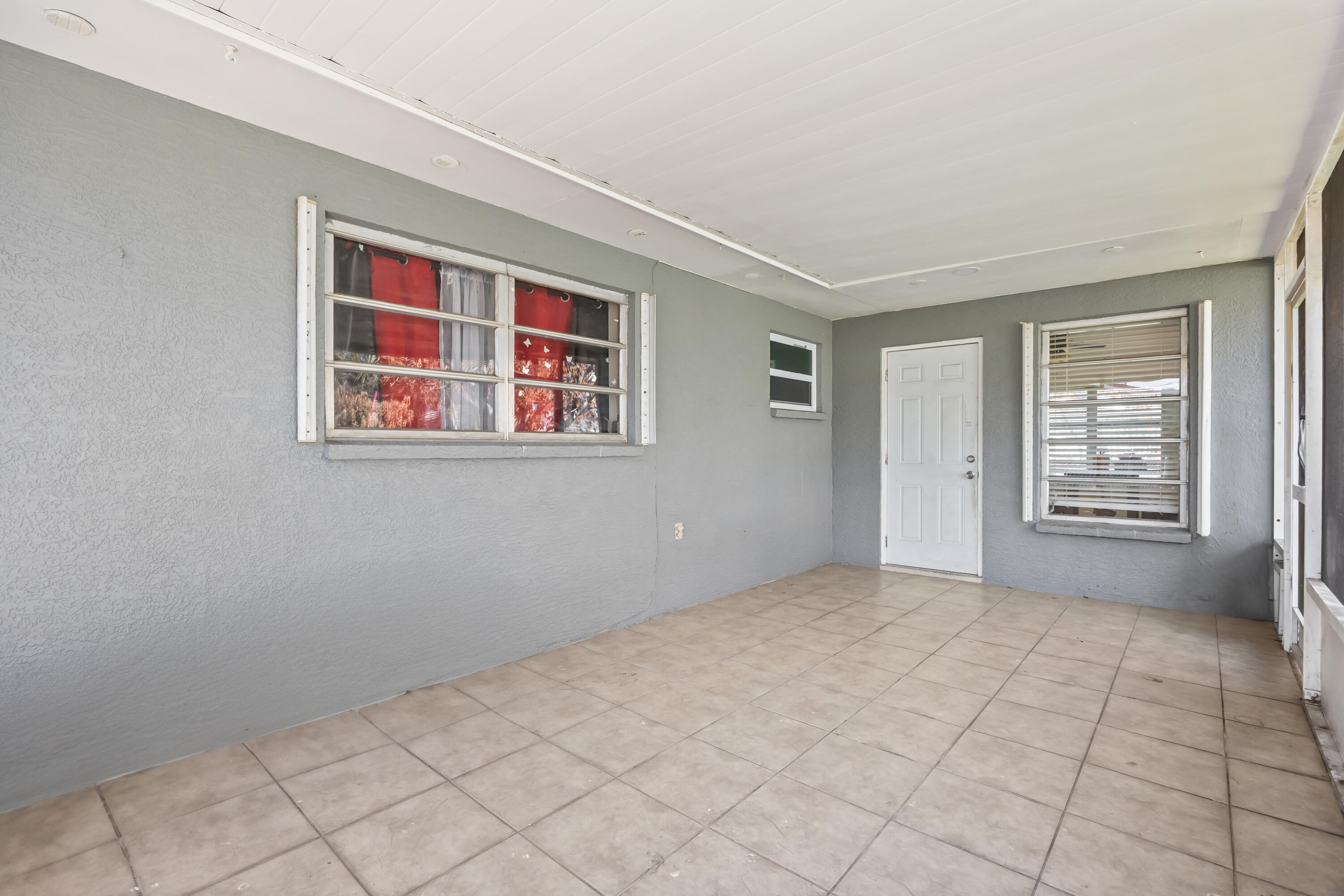 RIVER PARK UNIT 2 - Residential