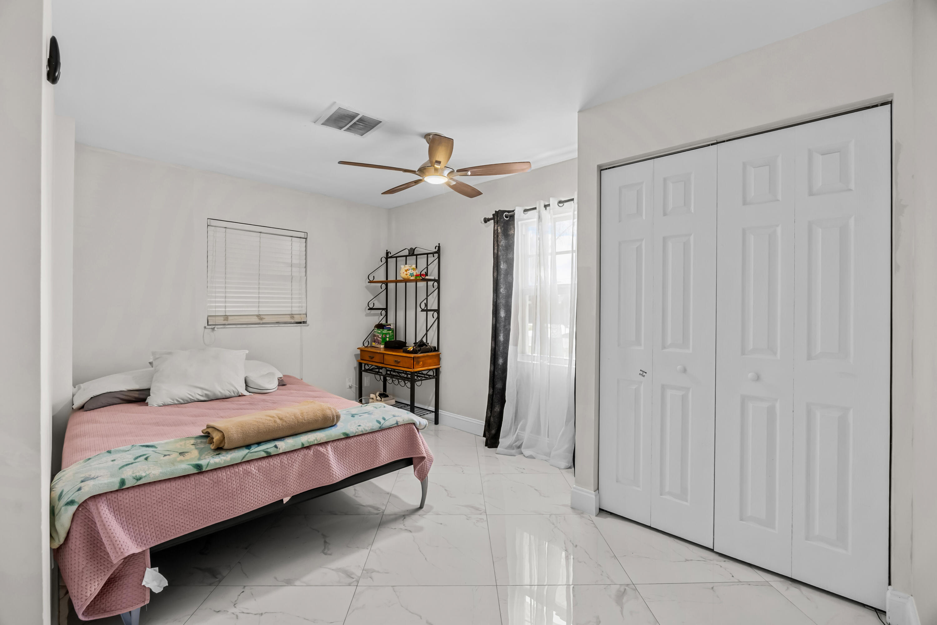 RIVER PARK UNIT 2 - Residential